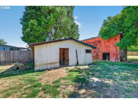 295 W Evans Creek Road Rogue River OR 97537
