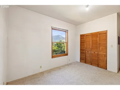 2170 Hubbard Creek Road Umpqua OR 97486