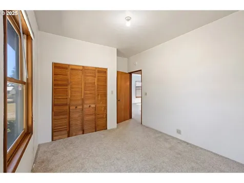 2170 Hubbard Creek Road Umpqua OR 97486