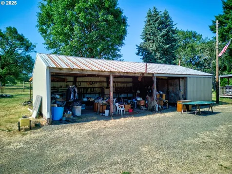 2170 Hubbard Creek Road Umpqua OR 97486
