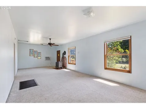 2170 Hubbard Creek Road Umpqua OR 97486