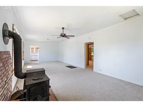 2170 Hubbard Creek Road Umpqua OR 97486