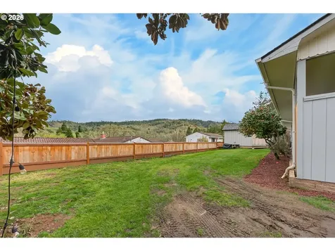 2153 SE Ohio Avenue Roseburg OR 97470