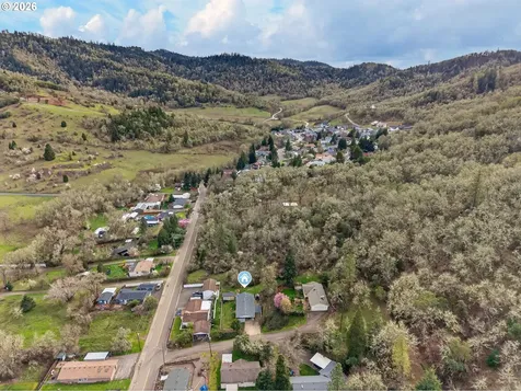 2153 SE Ohio Avenue Roseburg OR 97470