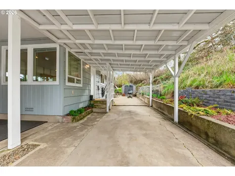 2153 SE Ohio Avenue Roseburg OR 97470