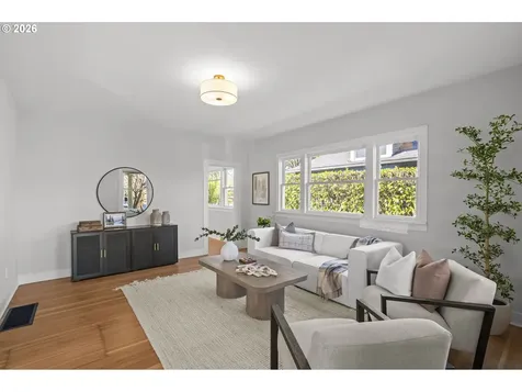 1831 SE 45th Avenue Portland OR 97215