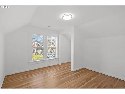 1831 SE 45th Avenue Portland OR 97215
