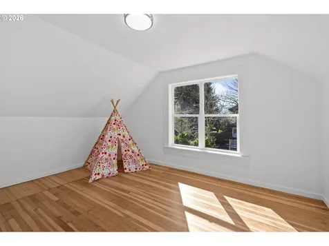 1831 SE 45th Avenue Portland OR 97215