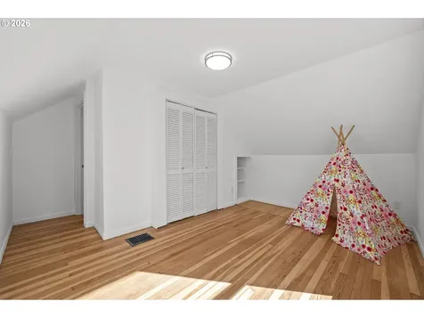 1831 SE 45th Avenue Portland OR 97215
