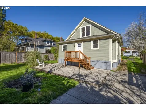 1831 SE 45th Avenue Portland OR 97215