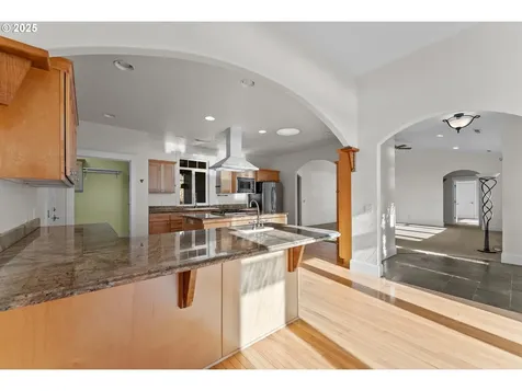 96546 Sunridge Terrace Brookings OR 97415