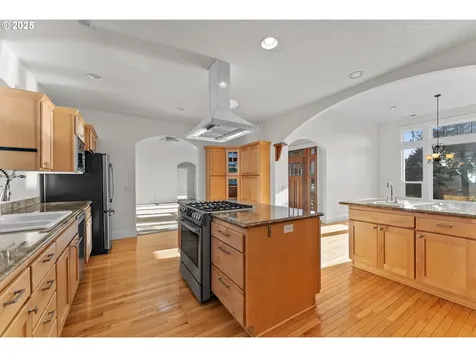 96546 Sunridge Terrace Brookings OR 97415