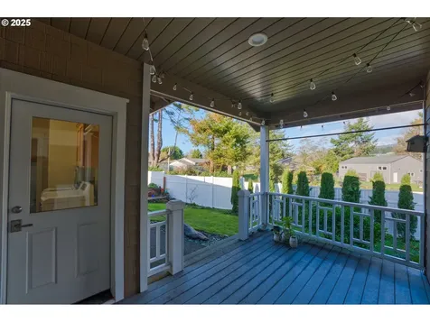 96546 Sunridge Terrace Brookings OR 97415