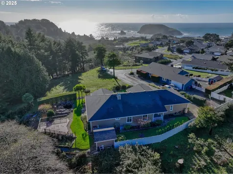 96546 Sunridge Terrace Brookings OR 97415
