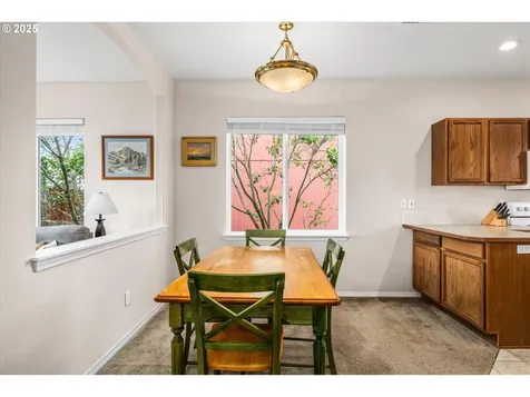 5674 Donohoe Avenue Eugene OR 97402