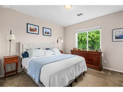 5674 Donohoe Avenue Eugene OR 97402