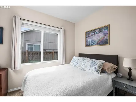 5674 Donohoe Avenue Eugene OR 97402