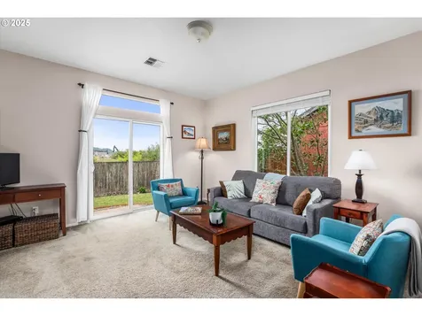 5674 Donohoe Avenue Eugene OR 97402