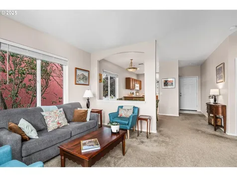 5674 Donohoe Avenue Eugene OR 97402