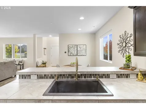 7417 N 92nd Avenue Camas WA 98607