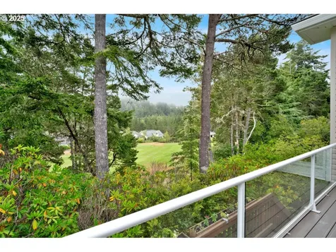 40 Ocean Dunes Drive Florence OR 97439