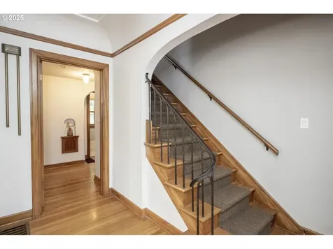2211 SE Harrison Street Portland OR 97214
