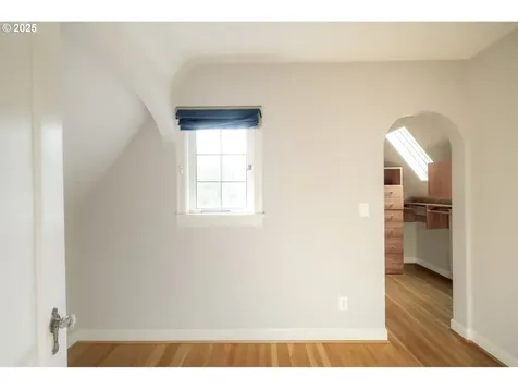 2211 SE Harrison Street Portland OR 97214