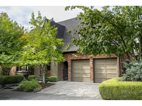 2211 SE Harrison Street Portland OR 97214