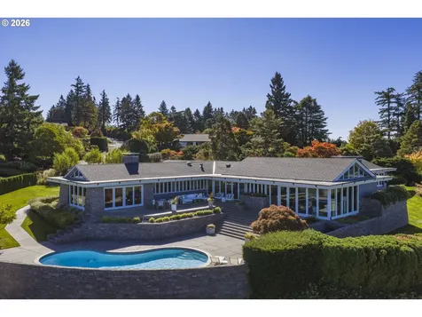 777 Cherry Circle Lake Oswego OR 97034