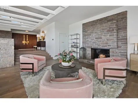 777 Cherry Circle Lake Oswego OR 97034