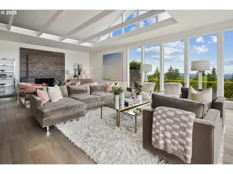 777 Cherry Circle Lake Oswego OR 97034