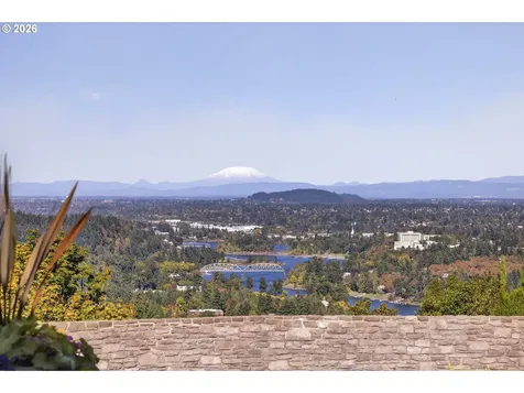 777 Cherry Circle Lake Oswego OR 97034