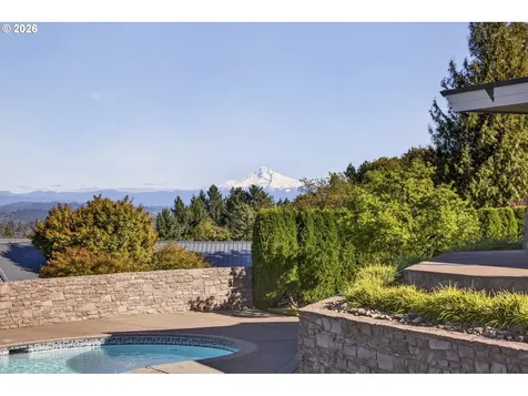777 Cherry Circle Lake Oswego OR 97034