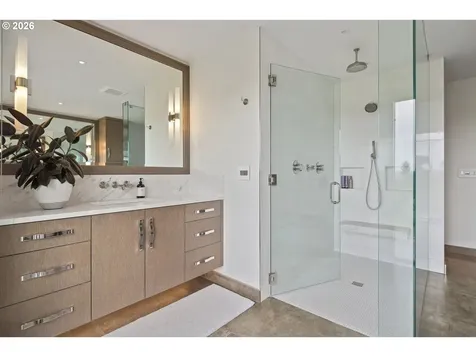 777 Cherry Circle Lake Oswego OR 97034