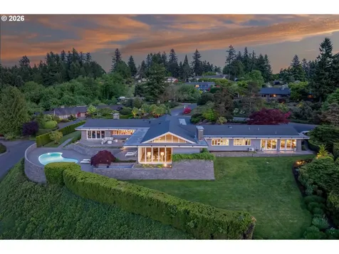 777 Cherry Circle Lake Oswego OR 97034