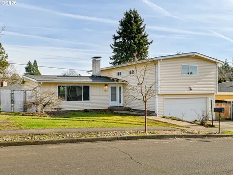 2912 SE 141st Avenue Portland OR 97236