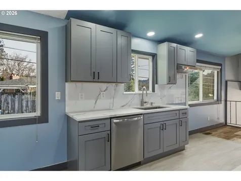 2912 SE 141st Avenue Portland OR 97236