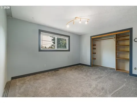 2912 SE 141st Avenue Portland OR 97236