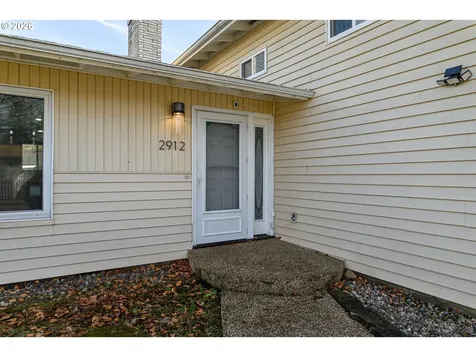 2912 SE 141st Avenue Portland OR 97236