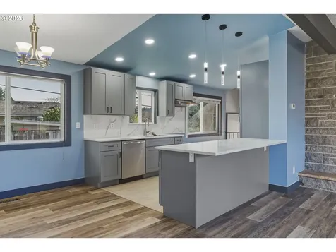 2912 SE 141st Avenue Portland OR 97236