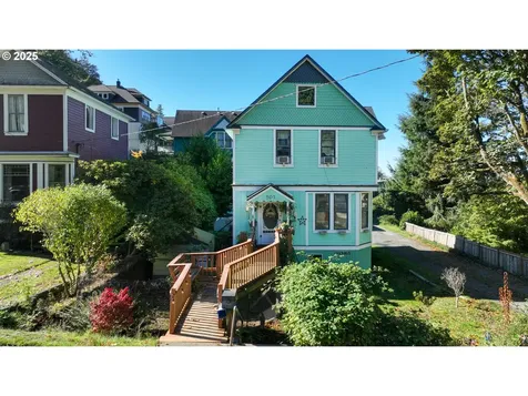 501 38th Street Astoria OR 97103