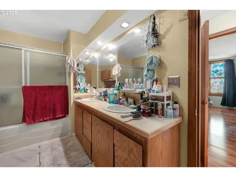 501 38th Street Astoria OR 97103
