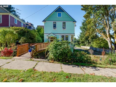 501 38th Street Astoria OR 97103