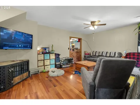 501 38th Street Astoria OR 97103