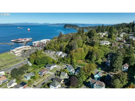 501 38th Street Astoria OR 97103
