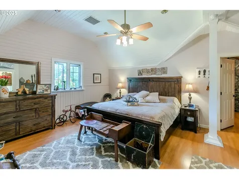 89120 Umanski Lane Veneta OR 97487