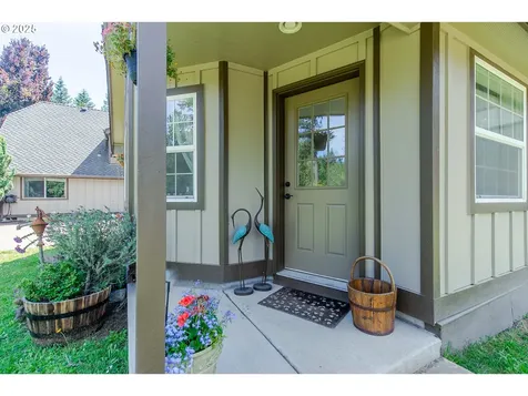 89120 Umanski Lane Veneta OR 97487