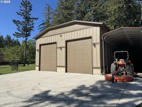 89120 Umanski Lane Veneta OR 97487