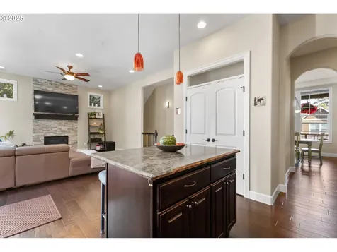 11428 NW Chloe Lane Portland OR 97229