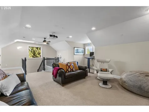 11428 NW Chloe Lane Portland OR 97229